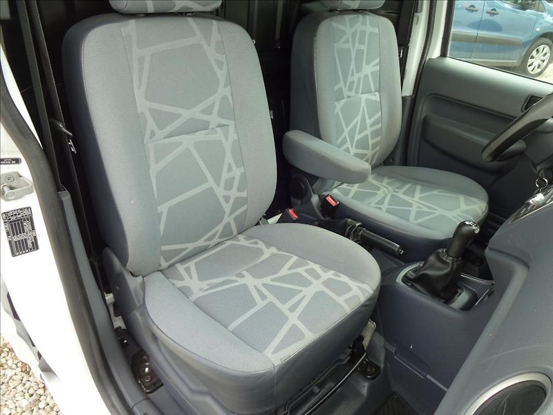 Ford Transit Connect 1,8 TDCi 66kW !!DPH!! - fotka 21 z 42