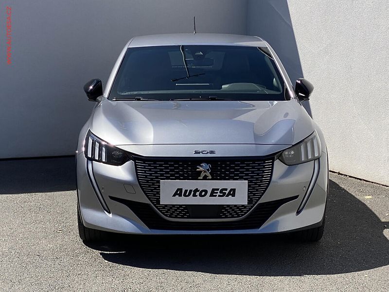 Hyundai ix35 (2013) 1.7 CRDi, Navi, kamera - fotka 2 z 18