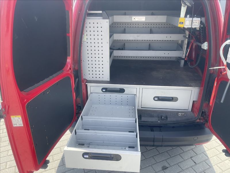 Volkswagen Caddy 2,0 TDi 4-Motion KLIMA, bez ko - fotka 19 z 32