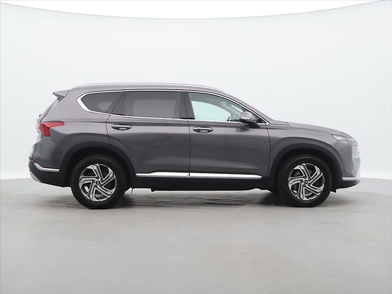 Hyundai Santa Fe 2,2 CRDI 142kW Style 4x4CZ DPH - fotka 8 z 36