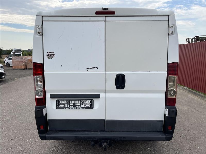 Fiat Ducato 2.2 JTD L1H1 NOVÉ PNEU VSTŘIKY - fotka 7 z 28