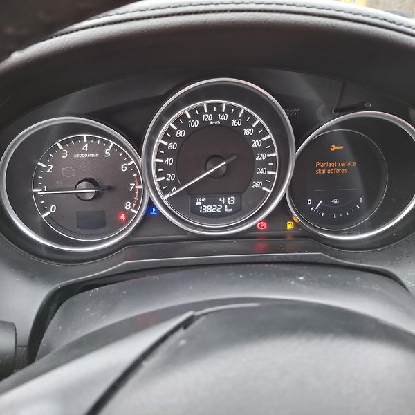 Mazda 6 2.0 121 KW Facelit 1. majitel - fotka 39 z 46