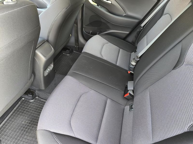 Hyundai i30 (2026) WG 1,6 T-GDI DCT GO CZECH   - fotka 7 z 10