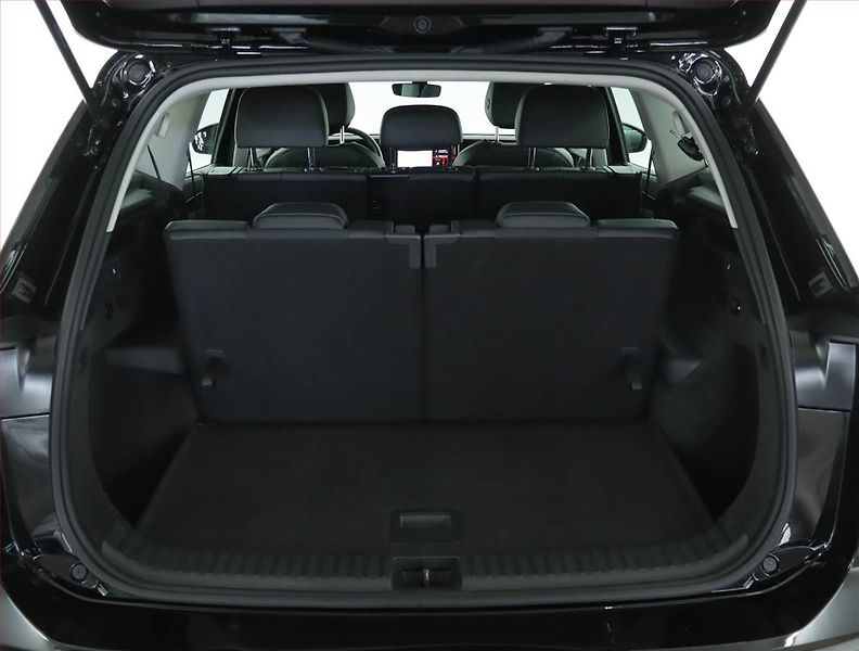 Volkswagen Tayron (2026) 1.5 eTSI - fotka 15 z 19