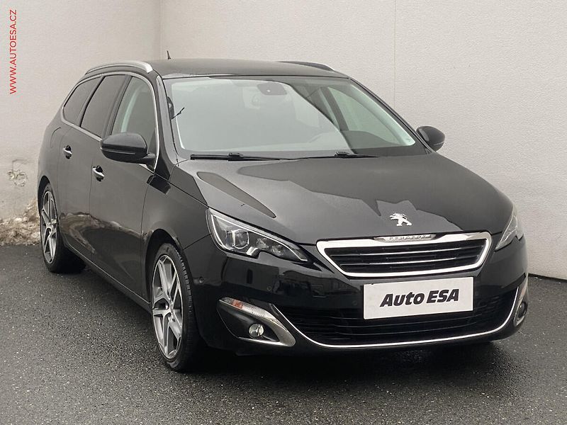 Peugeot 308 (2016) 2.0 HDi, Allure, AT - fotografie inzerátu
