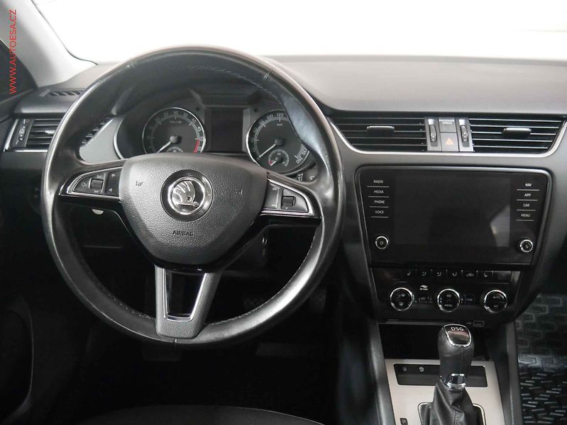 Škoda Octavia (2019) 2.0 TDi, 1.maj,ČR, Style - fotka 13 z 22