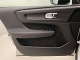 Volvo XC40 PURE ELECTRIC RECHARGE CORE  - náhled 7