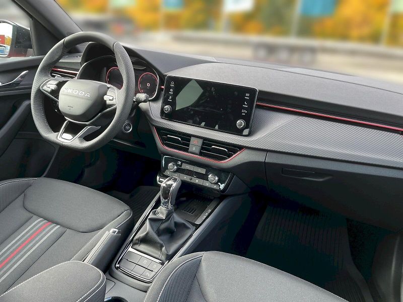 Škoda Kamiq (2025) Monte Carlo 1.5 TSI 110 kW DSG - fotka 16 z 37