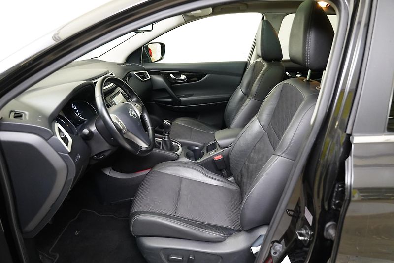 Nissan Qashqai - fotka 11 z 27