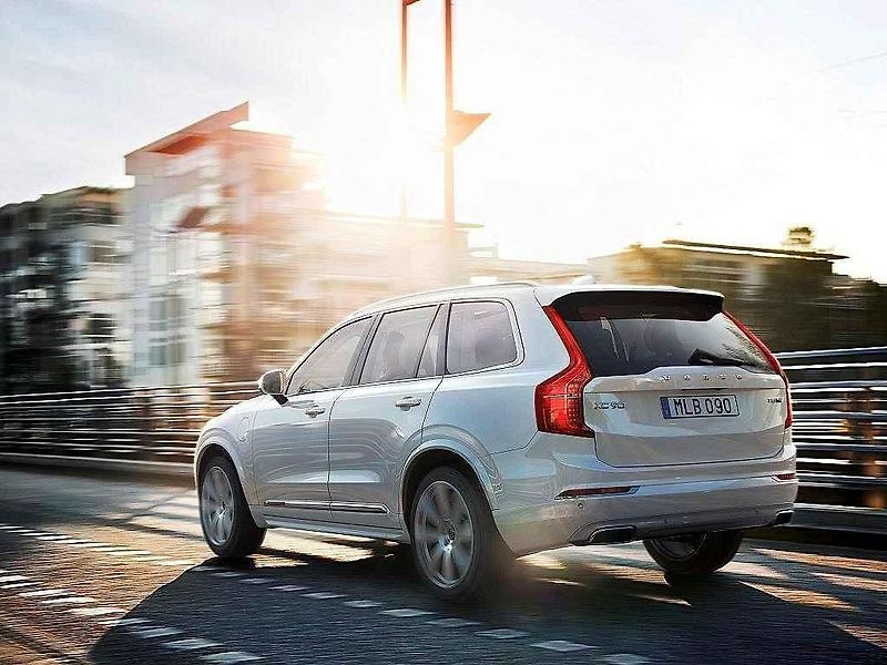 Volvo XC90 T8.