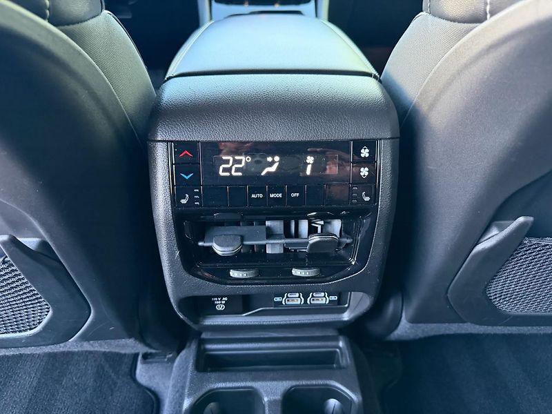 Jeep Grand Cherokee (2022) +LONG+PENTASTAR+LPG+LIMITED+ - fotka 22 z 22