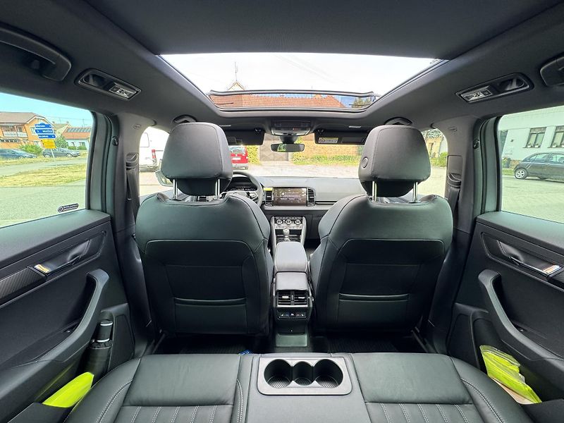 Škoda Karoq 2.0TDi SportLine MAX Výbava - fotka 24 z 35
