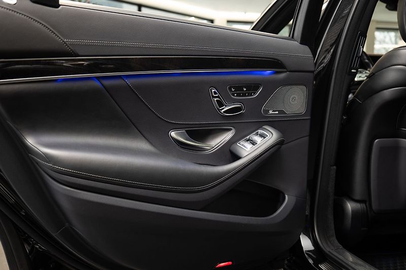 Mercedes-Benz Třídy S d L 4MATIC Burmester/360/LED - fotka 12 z 23