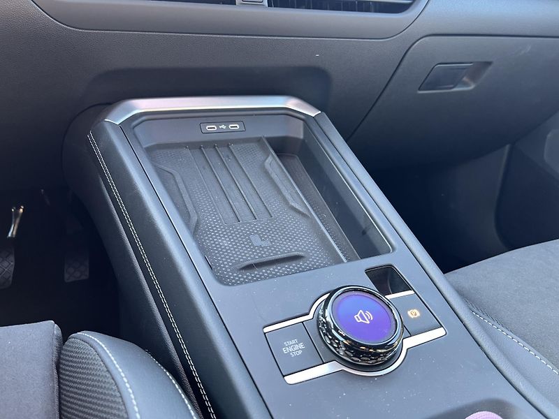 Volkswagen T-Roc Style 1,5 eTSI 110 kW 7DSG - fotka 21 z 26