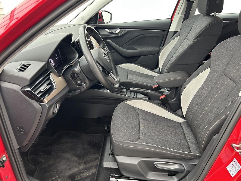 Škoda Kamiq 1.6 TDI Style - fotka 11 z 34