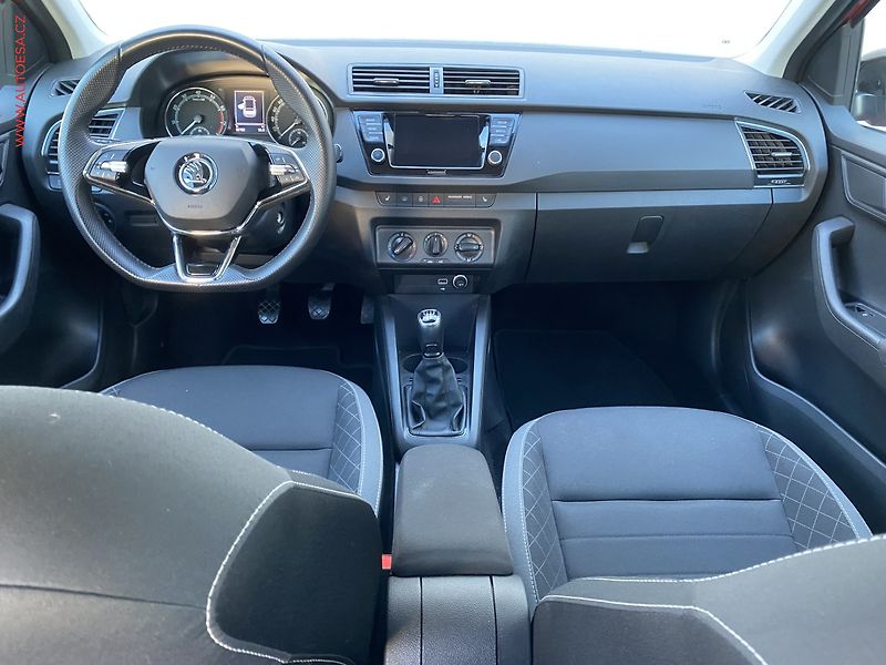 Škoda Fabia (2022) 1.0 TSi, 1.maj,ČR, Ambition - fotka 8 z 18