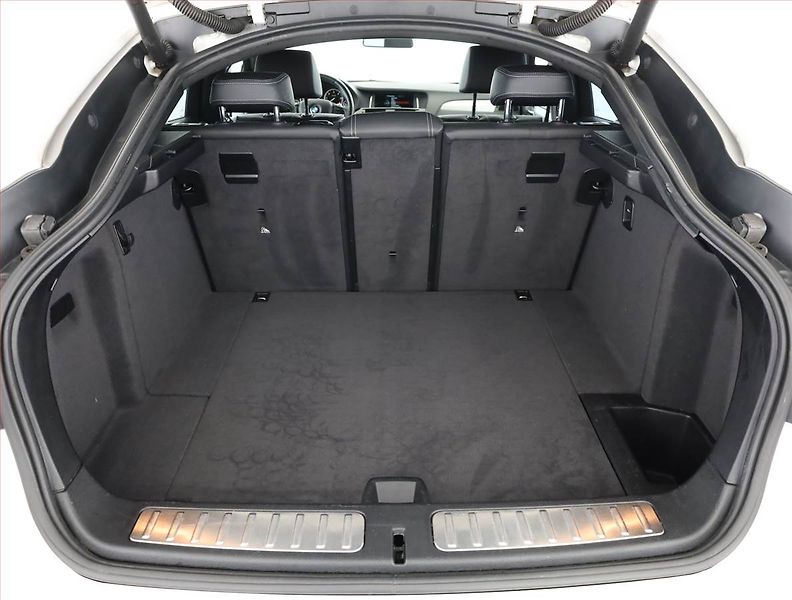 BMW X4 (2014) xDrive30d, 4X4, Automat - fotka 18 z 19