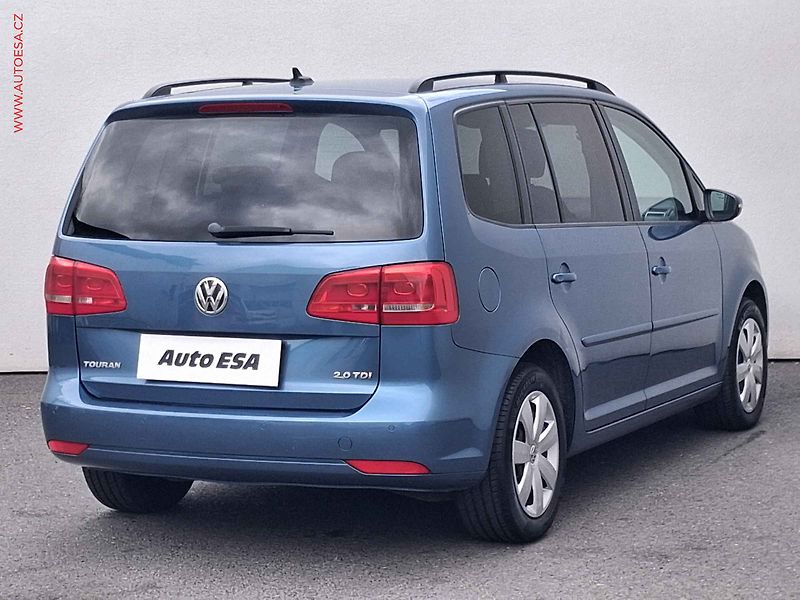 Volkswagen Touran (2015) 2.0TDi, Klima - fotka 4 z 17