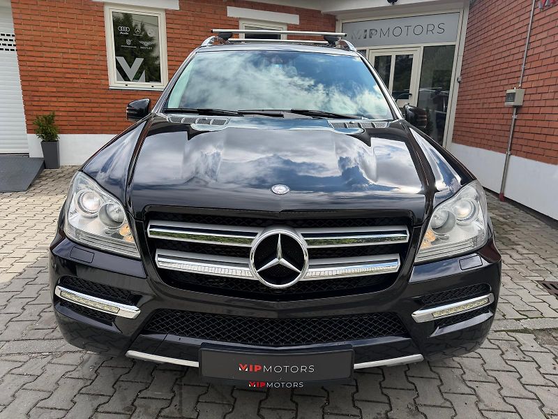 Mercedes-Benz GL 350CDi-4M-AMG-AIRMATIC-TOP STA - fotka 11 z 34