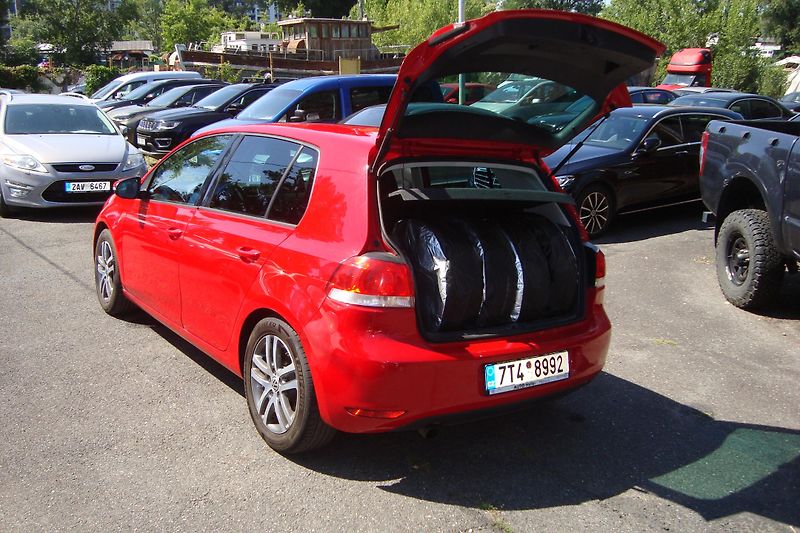 Volkswagen Golf (2011) VI,1.2TSi,ČR,Serv.Kn,114tis.km - fotka 10 z 75