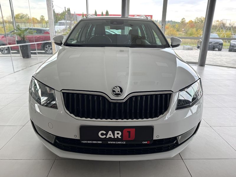 Škoda Octavia 2,0TDI DSG*Navi*Xenon*Kamera - fotka 3 z 36