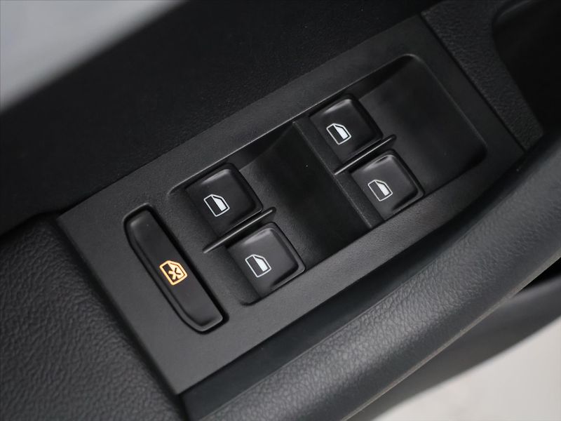Škoda Octavia 2,0 TDI 110kW DSG Elegance+ - fotka 15 z 30