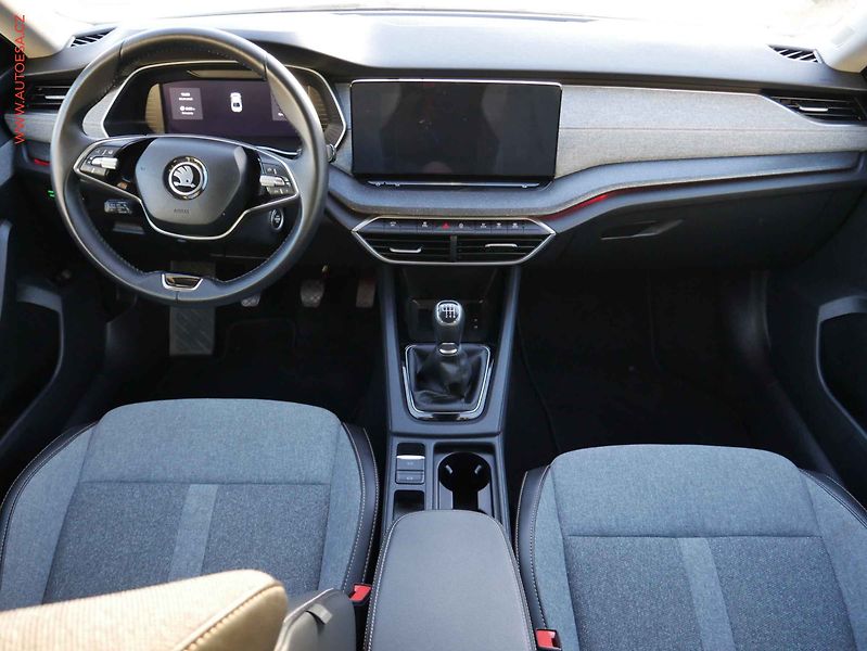 Škoda Octavia (2024) 1.5 TSi, 1.maj,ČR, Selection - fotka 8 z 19