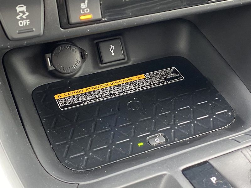 Toyota RAV4 2.5HSD, ČR-1, Black Ed., 4x4 - fotka 26 z 35