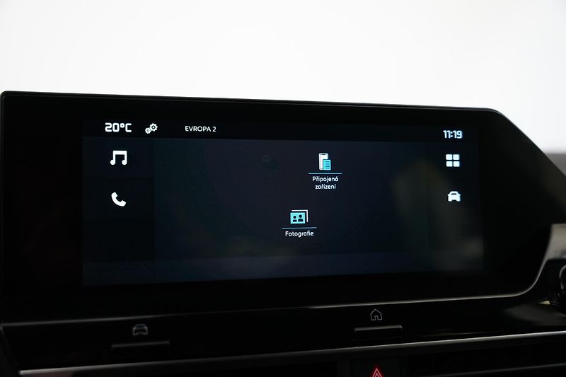 Citroën C4 - fotka 19 z 25