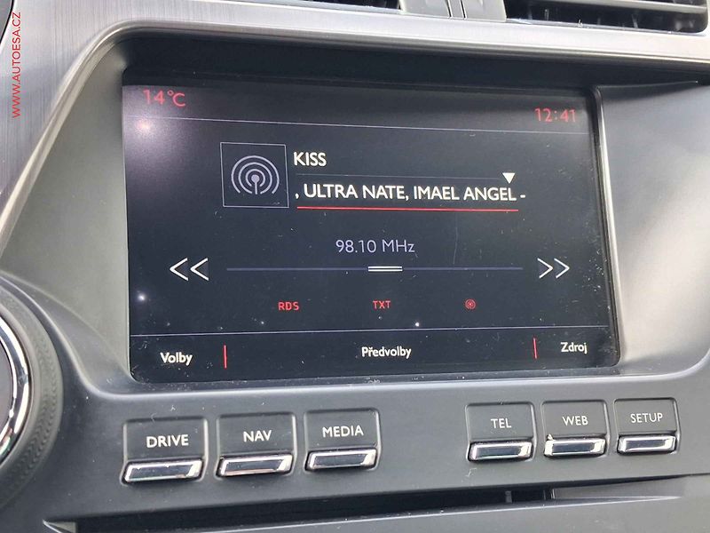 Citroën DS5 (2015) 2.0 HDi, AT, navi, xenon - fotka 18 z 21