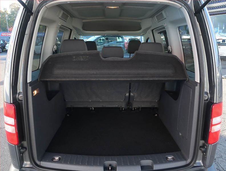Volkswagen Caddy (2011) 1.2 TSI, 5Míst, 1Maj - fotka 13 z 16