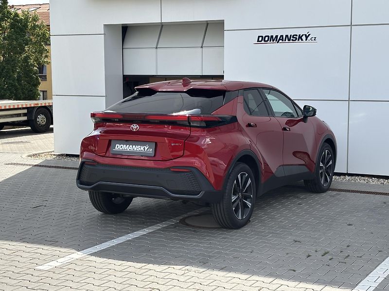 Toyota C-HR STYLE 1,8 HEV AT - fotka 3 z 14