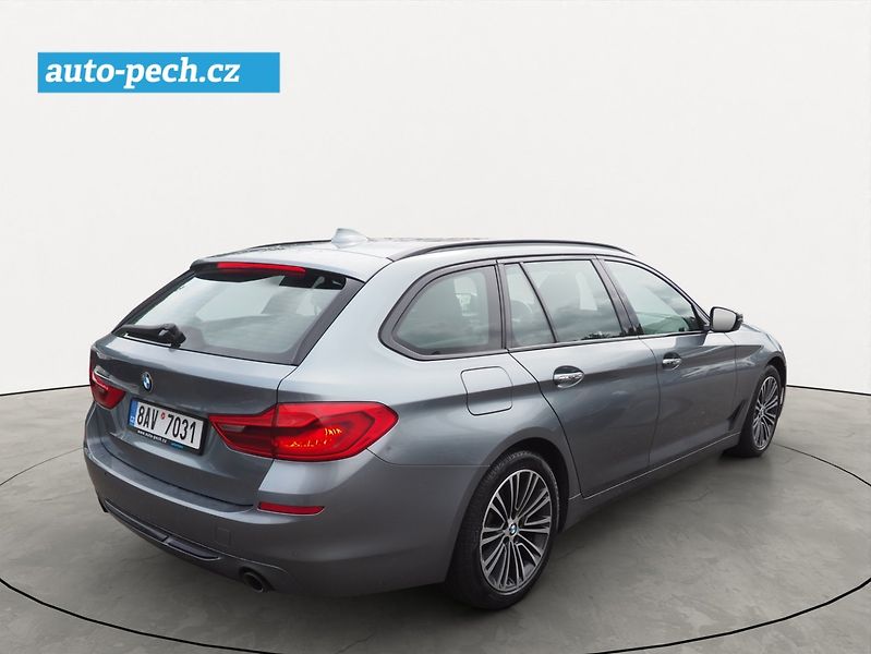 BMW Řada 5 (2017) 3.0d xDrive, 195 kW - fotka 4 z 38