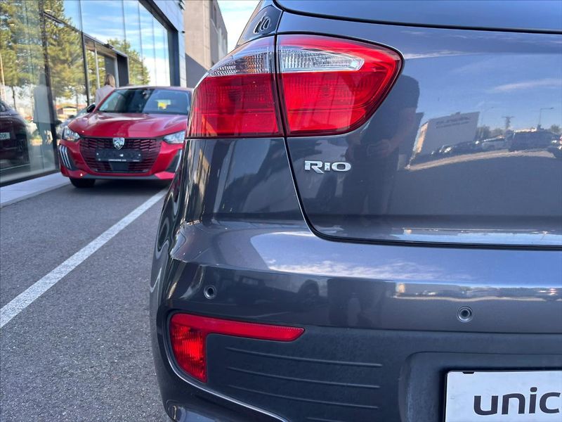 Kia Rio 1,2 CVVT  Comfort - ČR - fotka 10 z 25