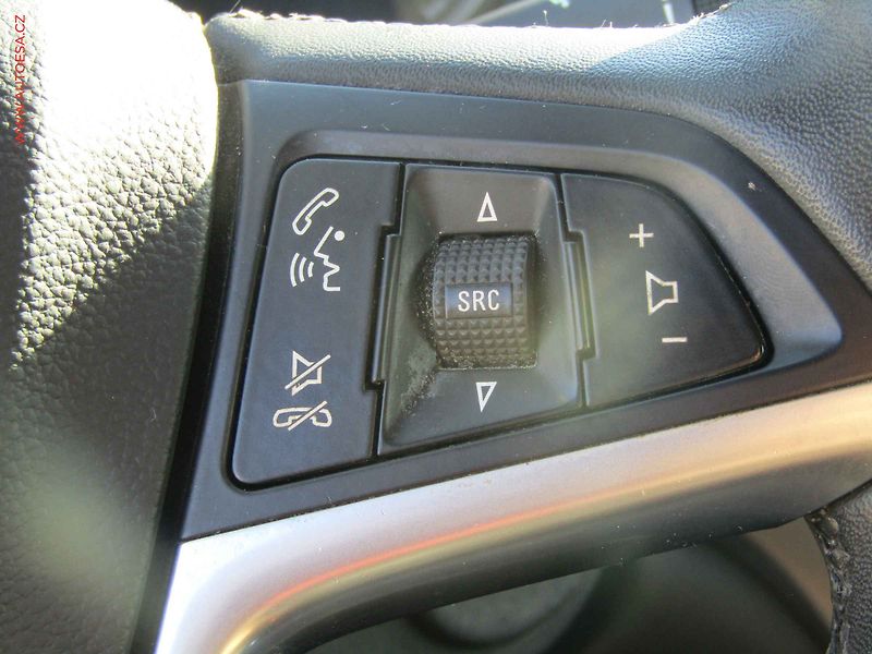 Opel Astra (2014) 1.6i, ČR, servis.kniha - fotka 19 z 20