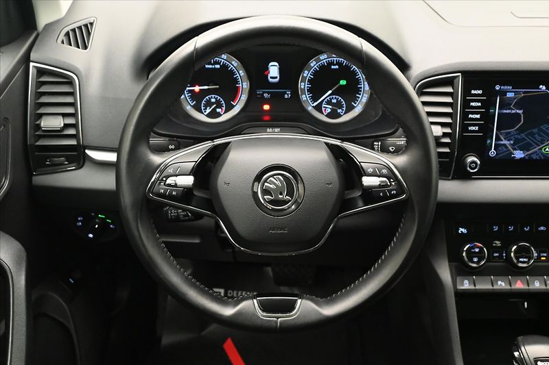 Škoda Karoq 2,0 TDI 85 KW DSG NAVIGACE Zár - fotka 18 z 30