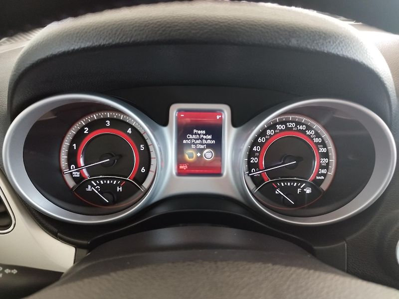 Fiat Freemont (2011) 2,0JTD,103KW,7MÍST,ALU,TAŽNÝ - fotka 28 z 32