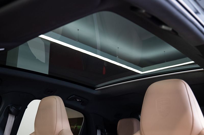 Porsche Cayenne Platinum Edition/Záruka/Bose - fotka 12 z 27