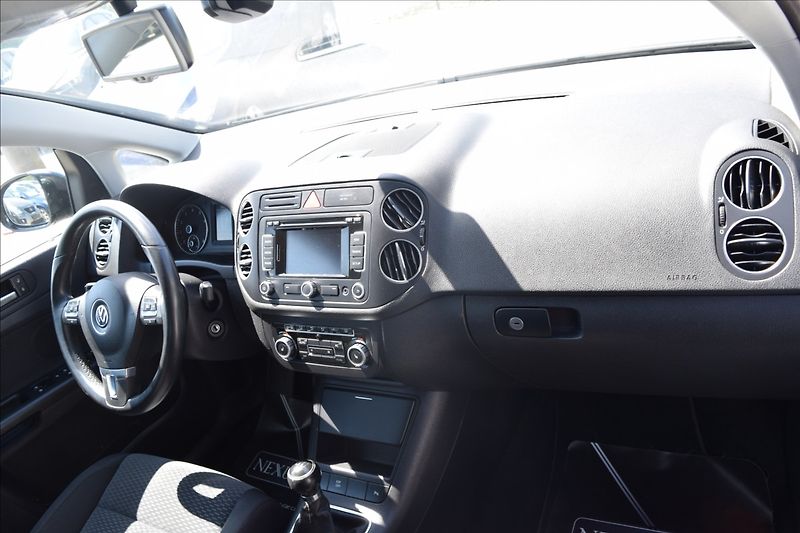 Volkswagen Golf Plus 1,4 i 59KW VÝHŘEV NAVI ALU - fotka 22 z 46