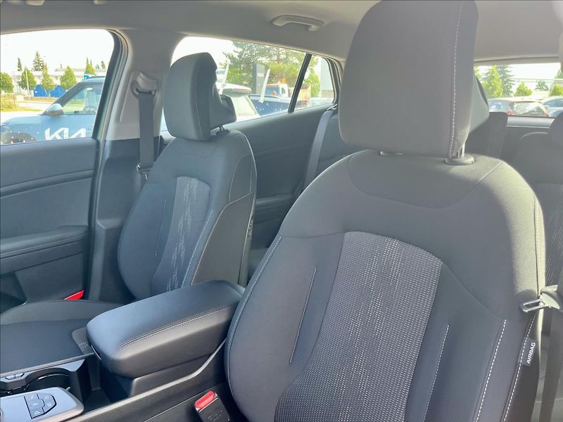 Kia Sportage (2026) 1,6 T-GDI 7DCT 4x2  Exclusive - fotka 12 z 24