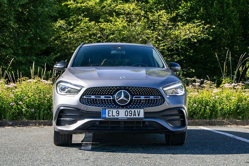 Mercedes-Benz GLA - fotka 2 z 22