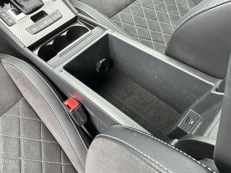 Škoda Superb (2023) Combi 2.0 TDI DSG Sportline - fotka 22 z 33