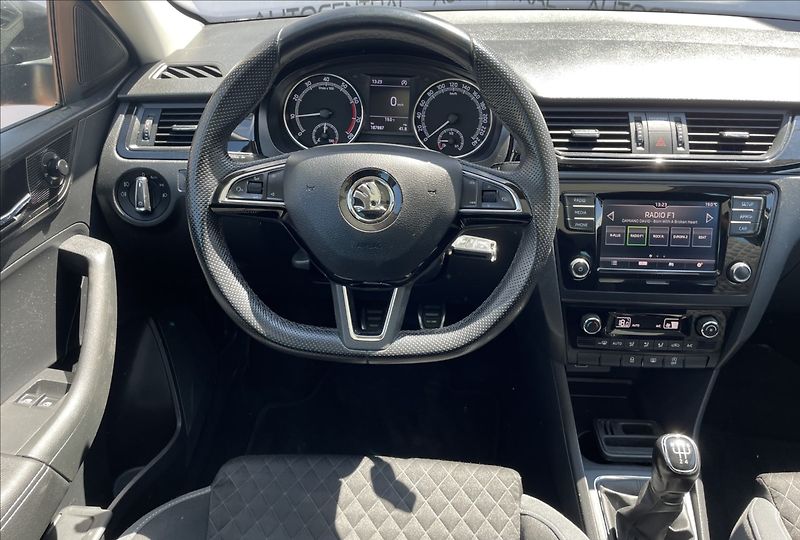 Škoda Rapid 1,0 TSi,serv.hist.,DPH,STK 3/2 - fotka 14 z 26