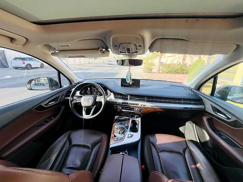 Audi Q7 (2016) Velké prémiové SUV - fotka 8 z 9