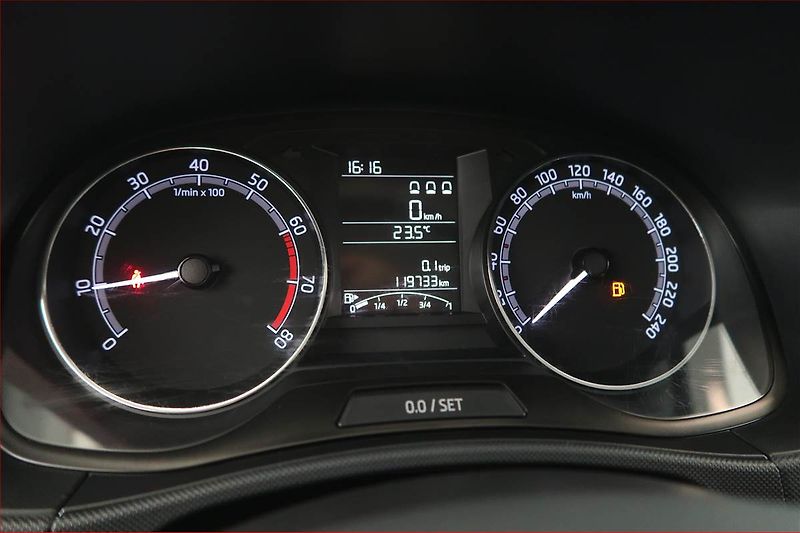 Škoda Fabia (2020) Ambition 1.0 TSI, ČR,1.maj - fotka 11 z 14