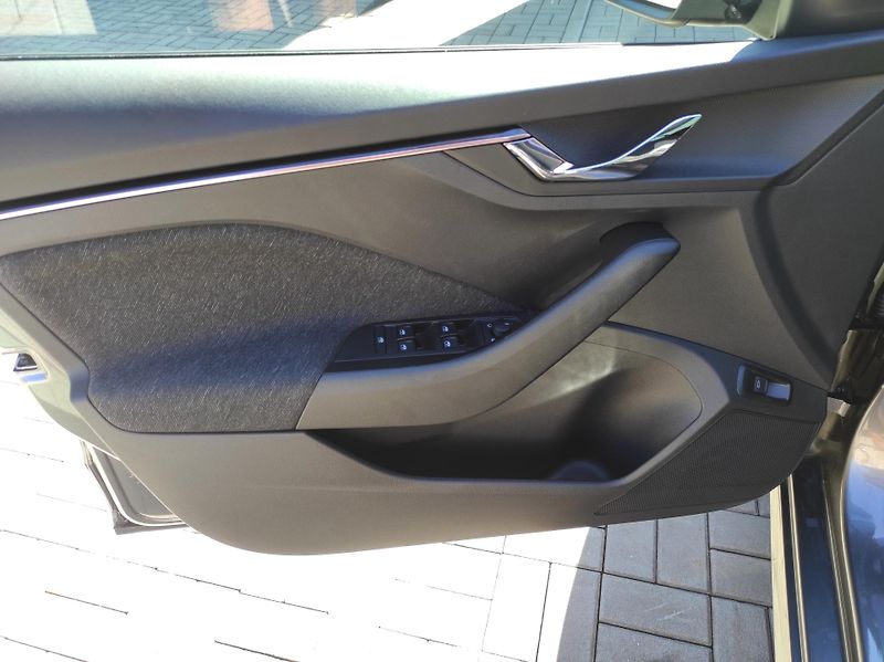 Škoda Kamiq 1,5TSi 110kW, DSG, Dynamic, TZ - fotka 36 z 59