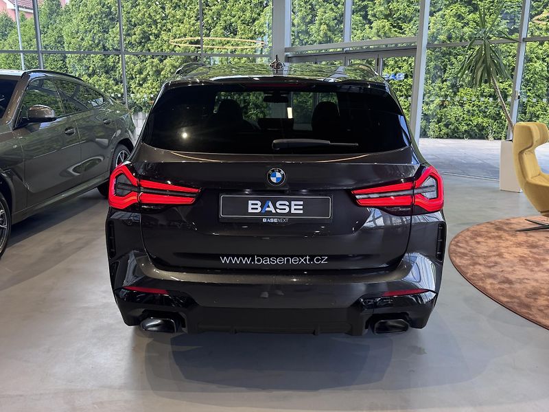 BMW X3 xDrive 30d M-Sport - fotka 4 z 26