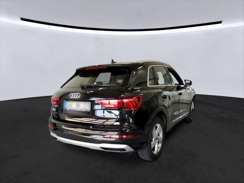 Audi Q3 2,0 TDI 147 KW QUATTRO - fotka 4 z 11