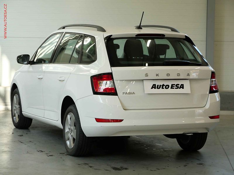 Škoda Fabia (2020) 1.0TSi, ČR, Ambition - fotka 6 z 19