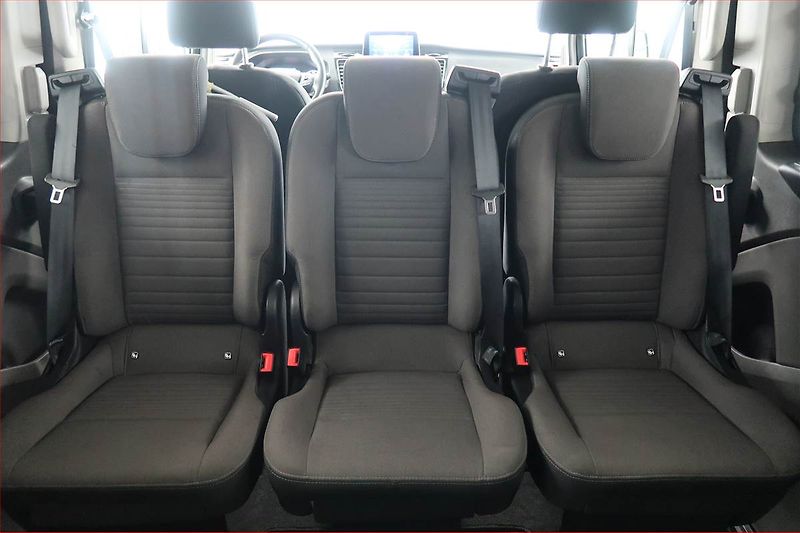 Ford Tourneo Custom (2022) Trend 2.0 EcoBlue, ČR, 1Maj - fotka 10 z 19